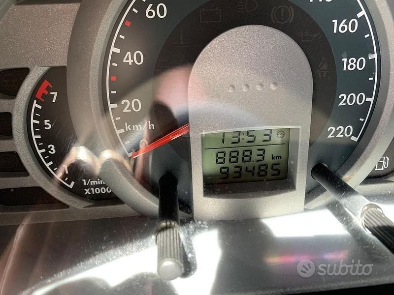 Usata VW Fox 75 CV (55 kW) 2009 Bianco Utilitaria