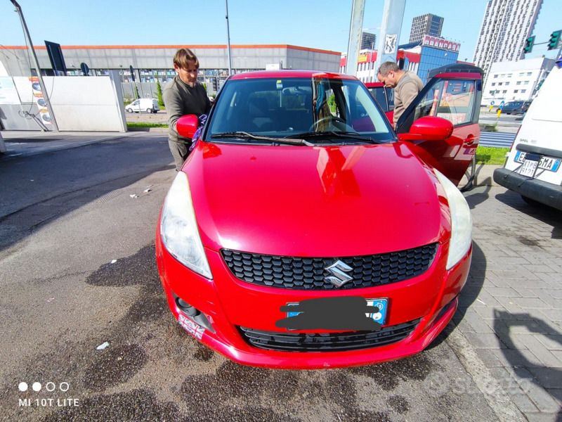 Usata Suzuki Swift 92 CV (67 kW) 2010 Rosso Utilitaria