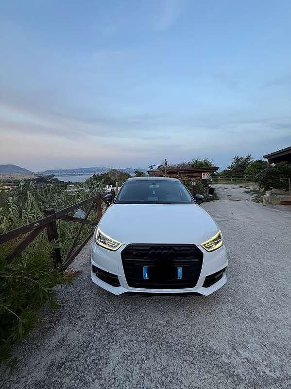 Usata Audi A1 Sportback Sport 90 CV (66 kW) 2016 Utilitaria