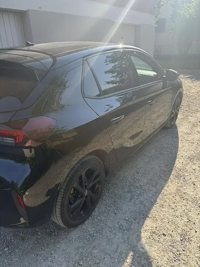 Usata Opel Corsa GS Line 102 CV (75 kW) 2020 Nero Utilitaria