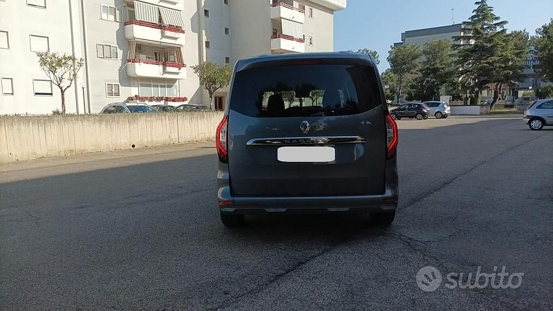 Usata Renault Kangoo Edition One 95 CV (69 kW) 2021 Grigio Monovolume