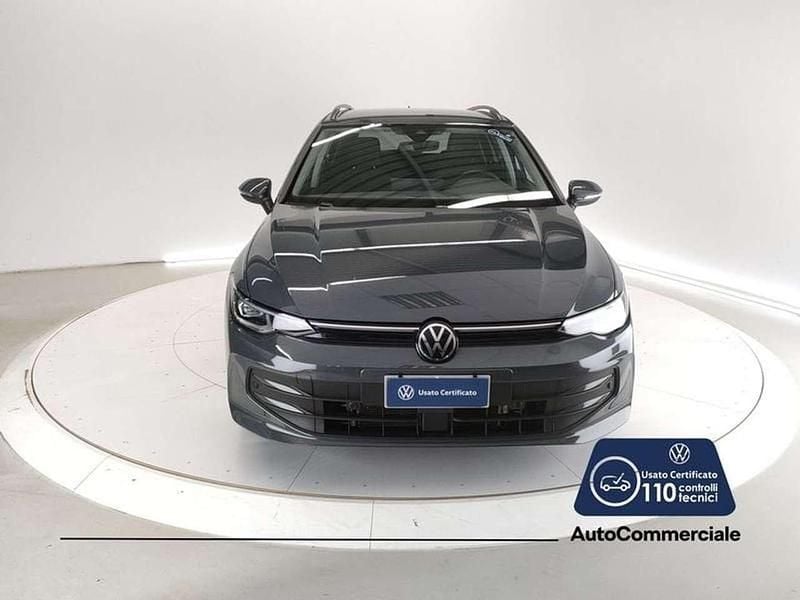 Usata VW Golf VIII Life 150 CV (110 kW) 2024 Grigio scuro Station wagon