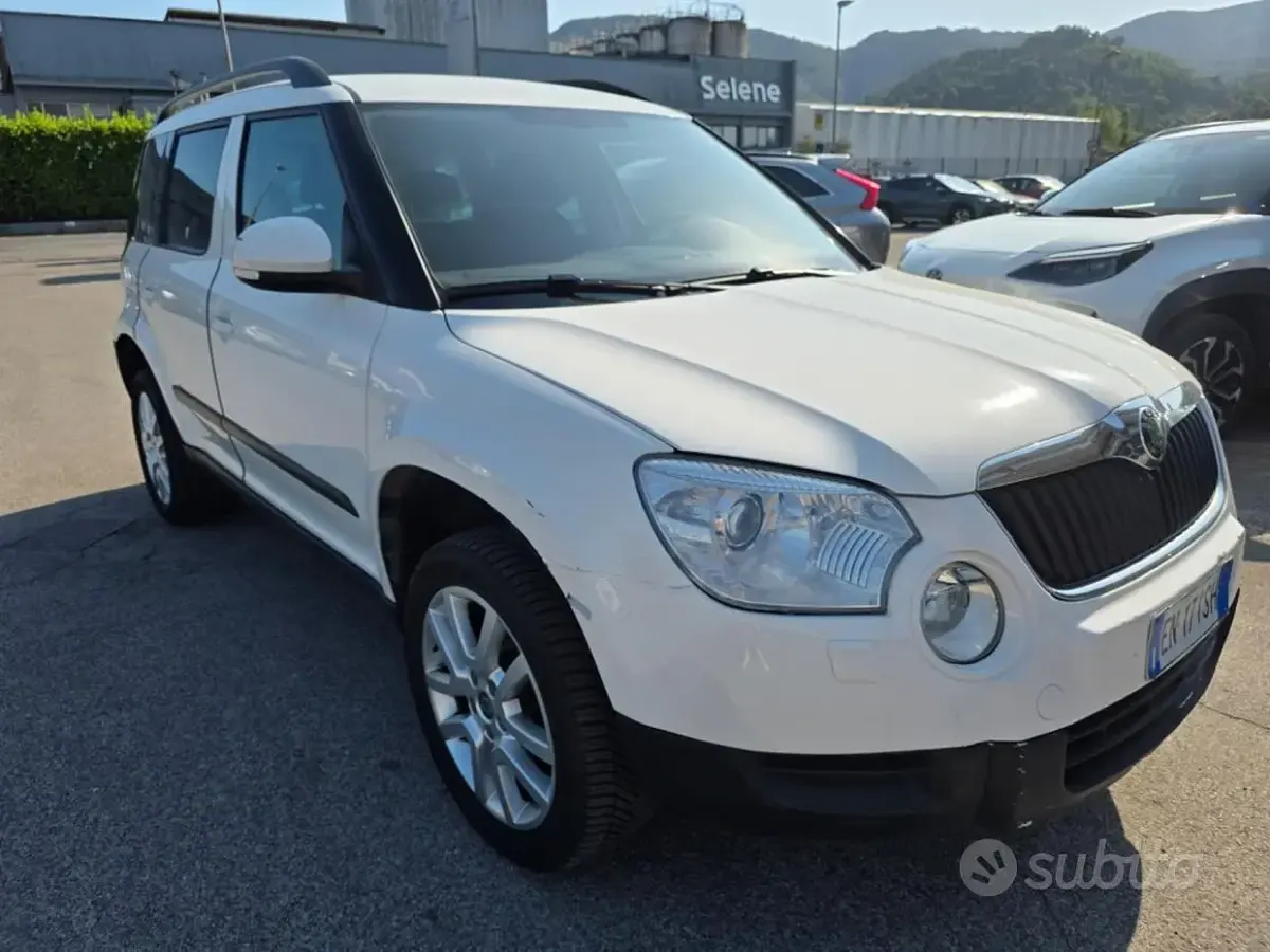 Usata Skoda Yeti Elegance 140 CV (102 kW) 2012 Bianco SUV