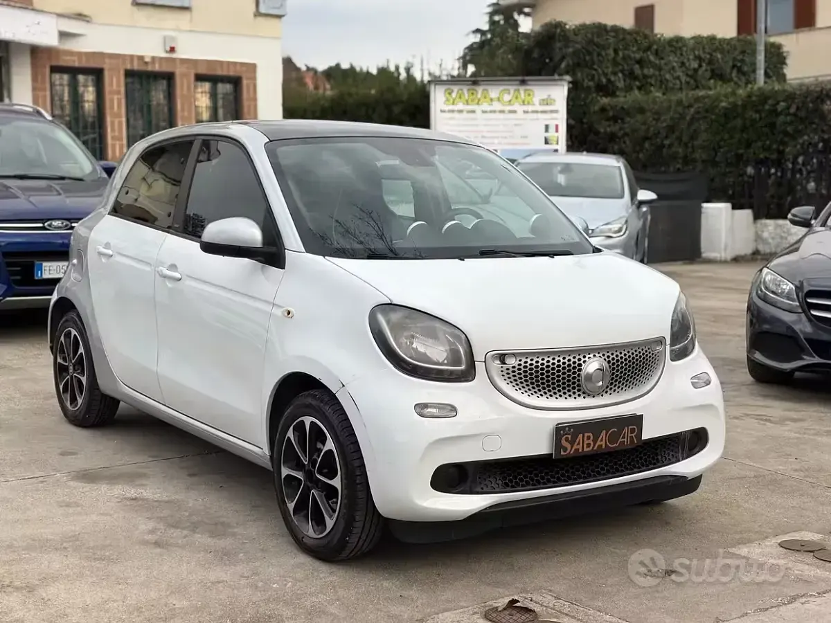 Usata Smart ForFour Prime 90 CV (66 kW) 2016 Bianco Utilitaria
