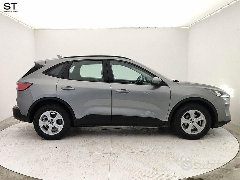 Usata Ford Kuga Business Edition 120 CV (88 kW) 2022 Grigio SUV