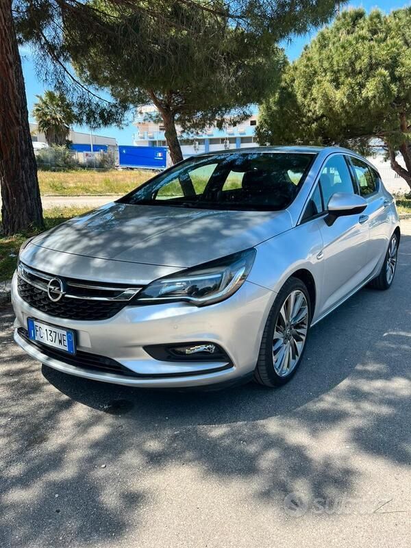Usata Opel Astra 136 CV (100 kW) 2016 Grigio Berlina