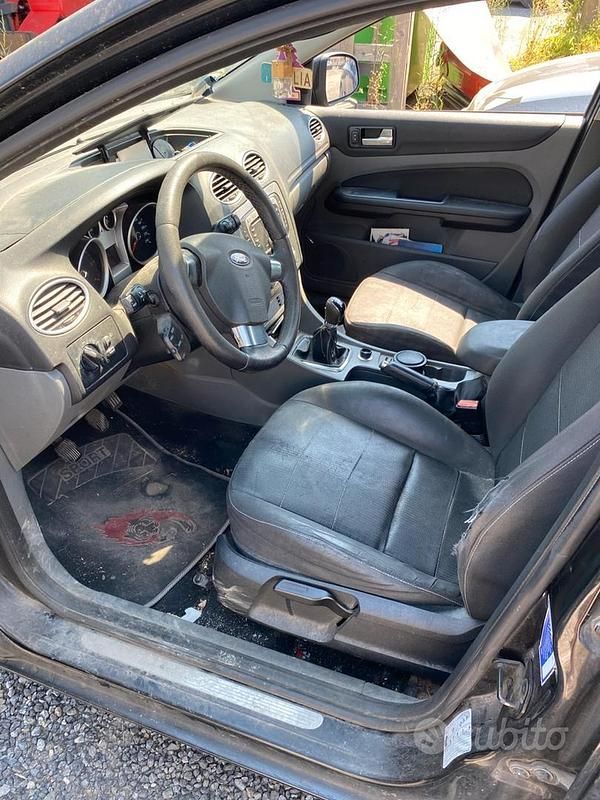 Usata Ford Focus 95 CV (69 kW) 2008 Nero