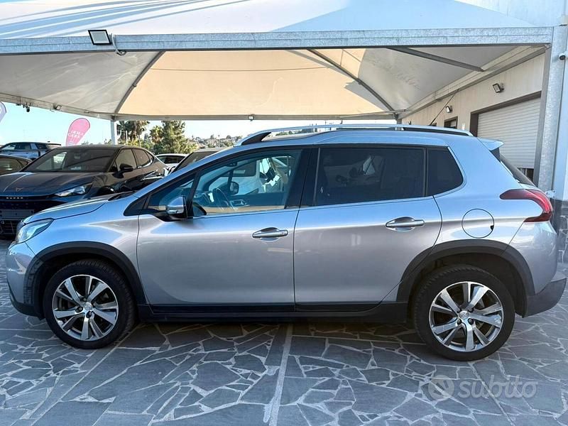 Usata Peugeot 2008 S 101 CV (74 kW) 2018 Grigio SUV