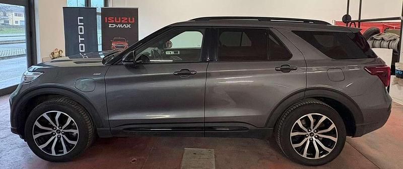 Grigio Usata 2021 Ford Explorer ST-Line SUV | 34.400 € (Ottimo prezzo) - Immagine 1/4