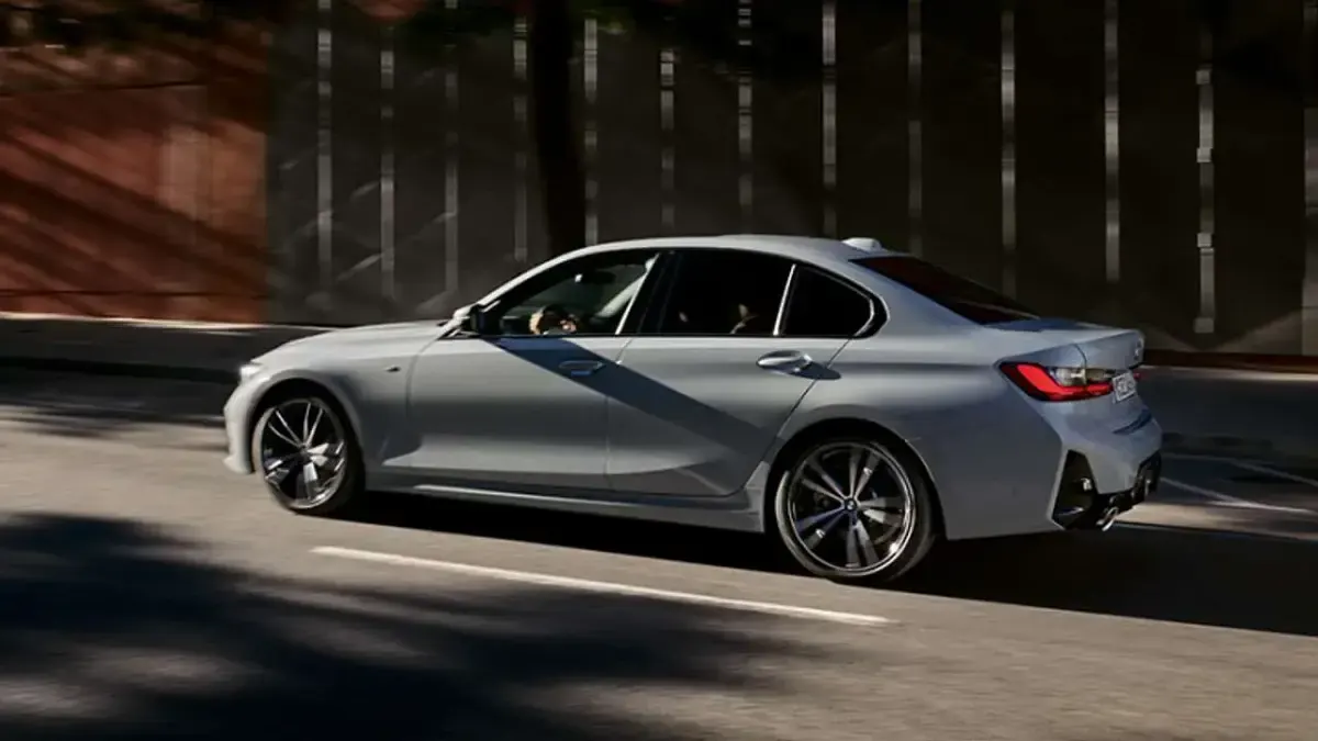 Nuova BMW 320 190 CV (139 kW) 2025 Argento Berlina