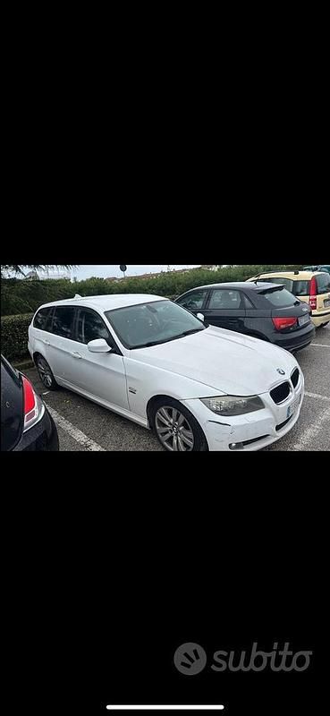 Usata BMW 320 2011 Bianco Station wagon