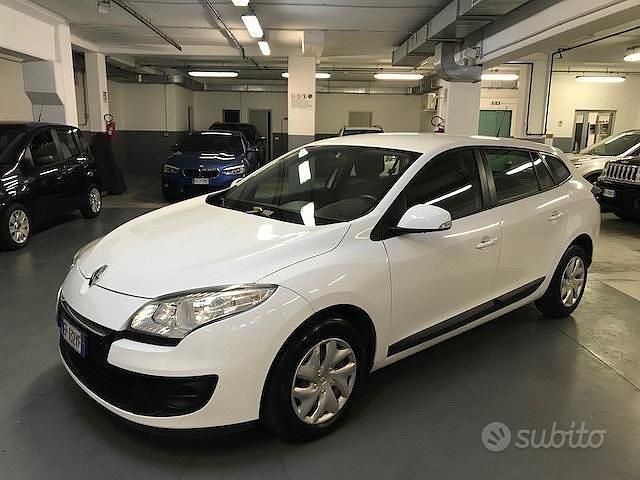 Usata Renault Mégane GrandTour 110 CV (80 kW) 2012 Bianco Station wagon