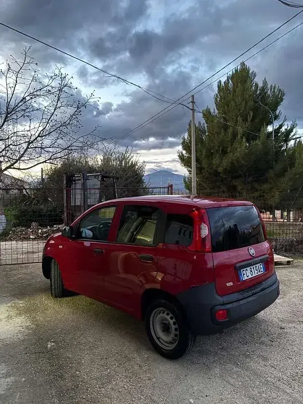 Usata Fiat Panda 95 CV (69 kW) 2015 Utilitaria