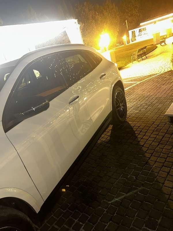 Usata Mercedes GLA200 AMG 150 CV (110 kW) 2024 SUV