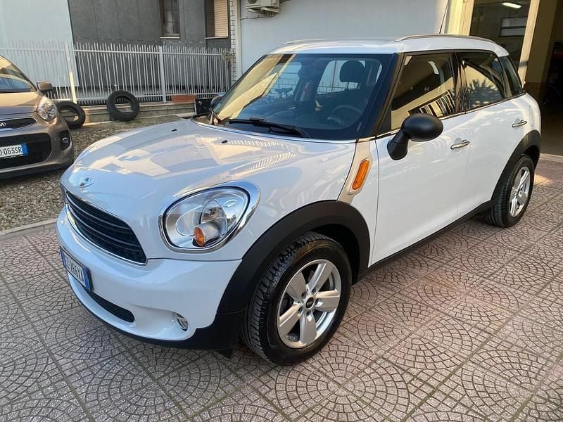 Usata Mini Cooper Countryman 89 CV (65 kW) 2015 Bianco SUV