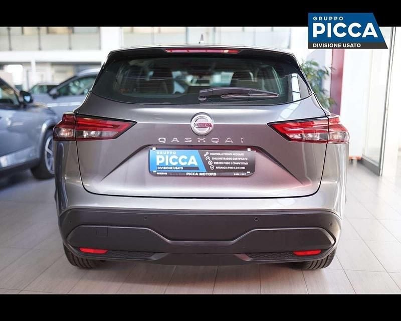 Usata Nissan Qashqai Acenta 140 CV (102 kW) 2022 Burgundy SUV