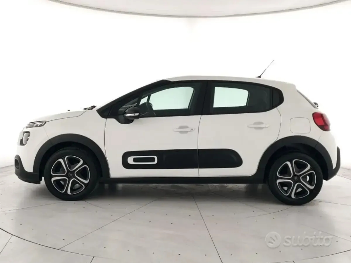 Usata Citroën C3 Feel 102 CV (75 kW) 2022 Bianco Utilitaria