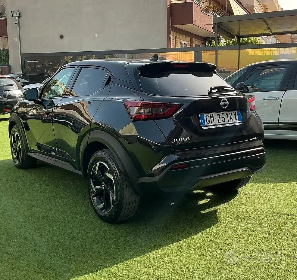 Usata Nissan Juke N-Connecta 114 CV (83 kW) 2022 Nero SUV