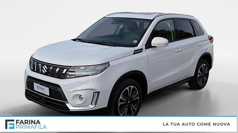 Usata Suzuki Vitara 101 CV (74 kW) 2022 Bianco SUV