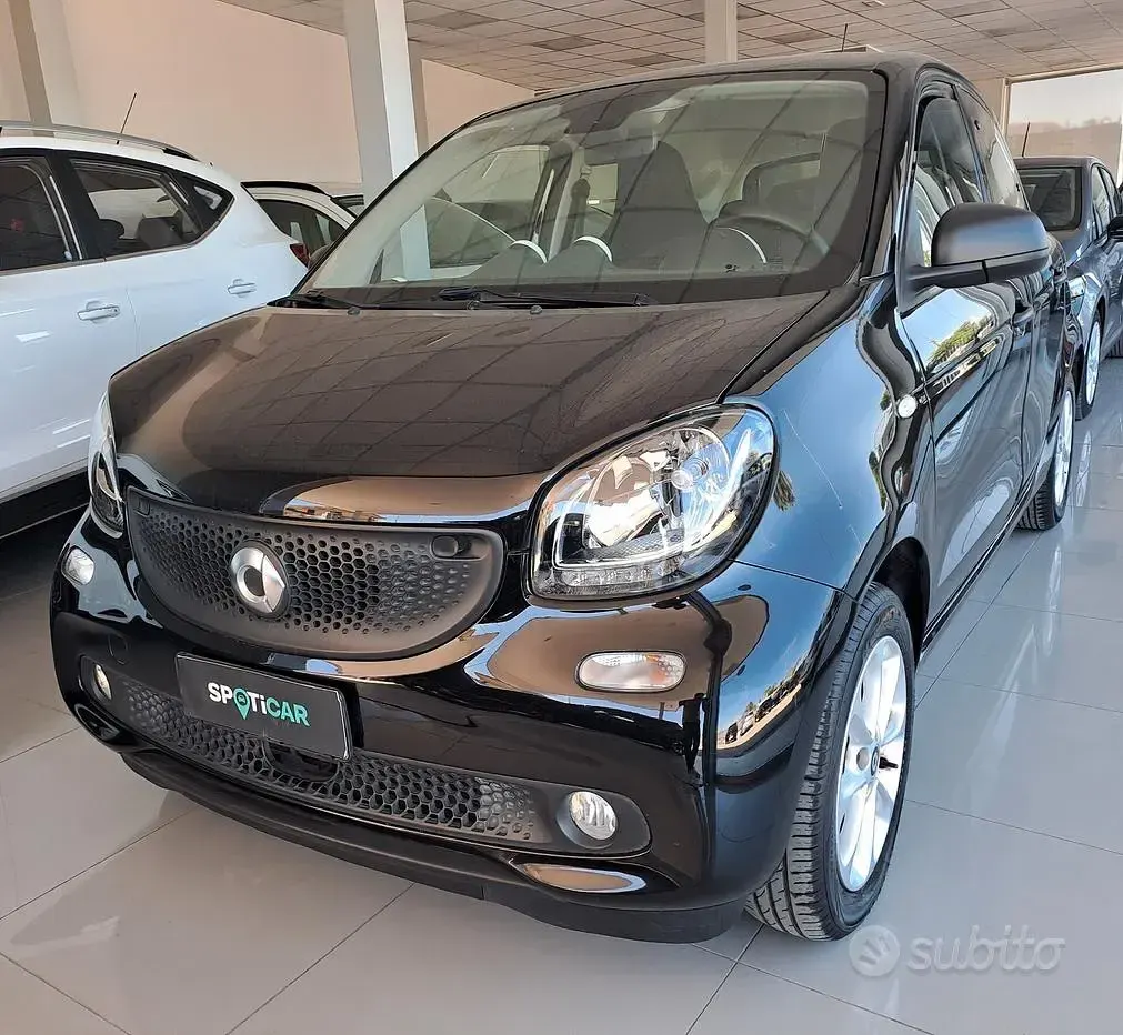 Usata Smart ForFour Passion 71 CV (52 kW) 2019 Nero Utilitaria