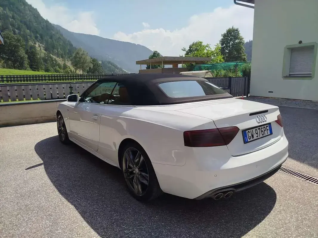 Usata Audi A5 Cabriolet 150 CV (110 kW) 2015 Bianco Cabrio
