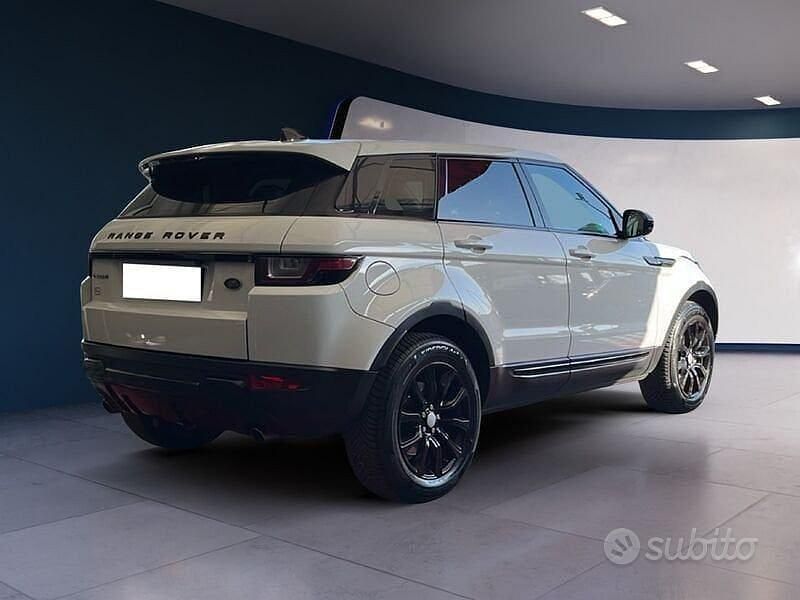 Usata Land Rover Range Rover evoque HSE 150 CV (110 kW) 2018 Bianco SUV