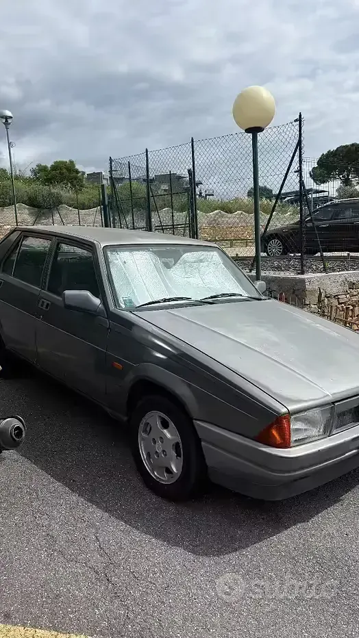 Käytetty Alfa Romeo 75 120 HP (88 kW) 1989 Sedan