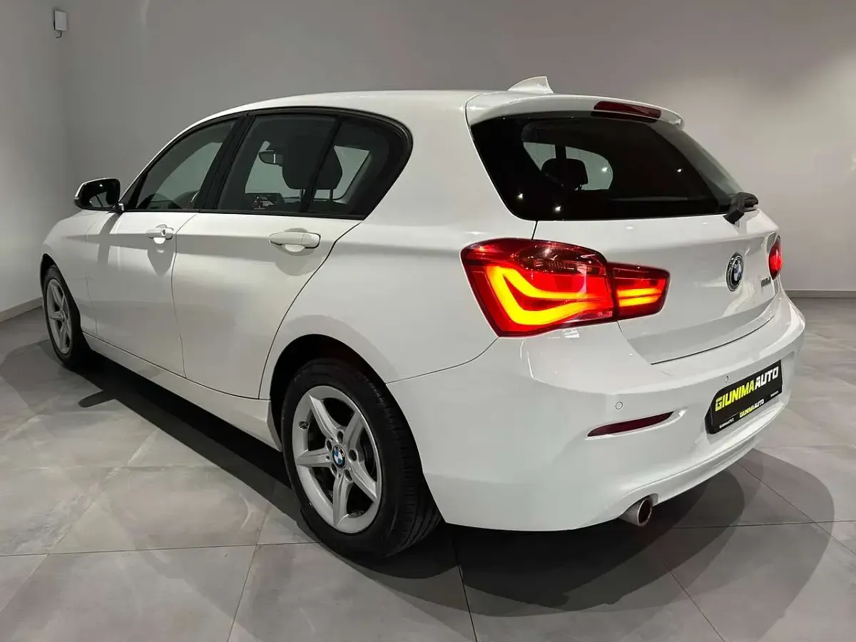 Usata BMW 118 Sport Line 150 CV (110 kW) 2016 Bianco Utilitaria
