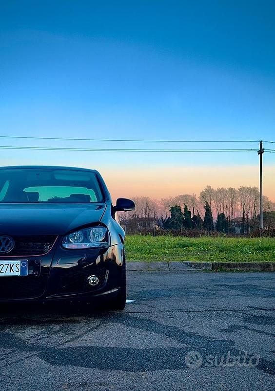Usata VW Golf V GTI 140 CV (102 kW) 2007 Berlina