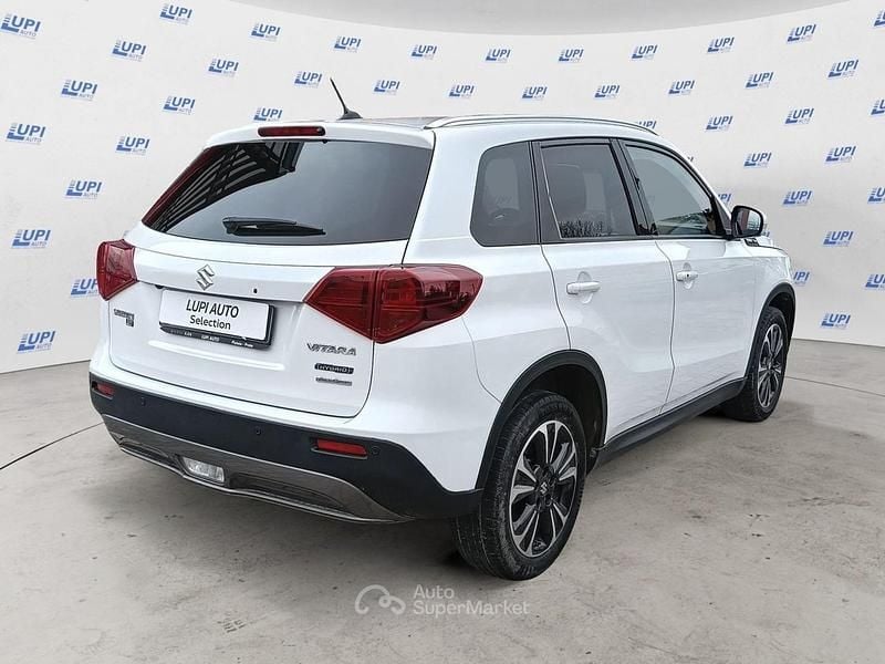 Usata Suzuki Vitara 114 CV (83 kW) 2022 Bianco SUV