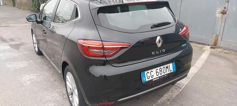 Usata Renault Clio V Intens 91 CV (66 kW) 2021 Nero Berlina
