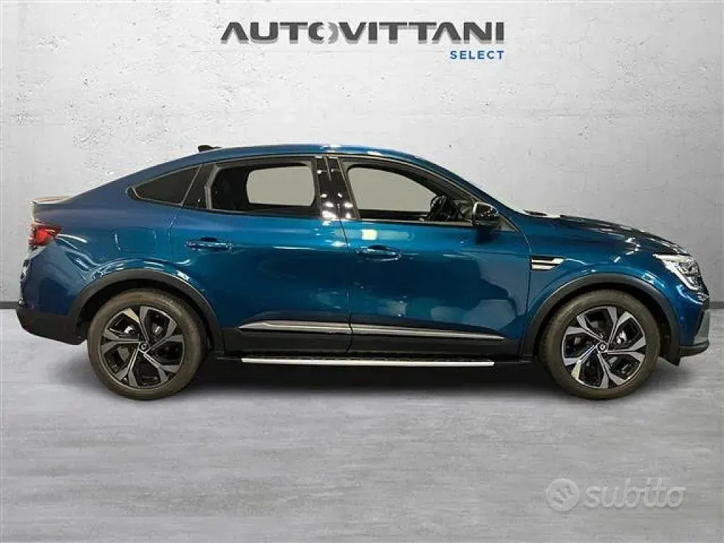 Usata Renault Arkana Engineered 94 CV (69 kW) 2023 Blu SUV