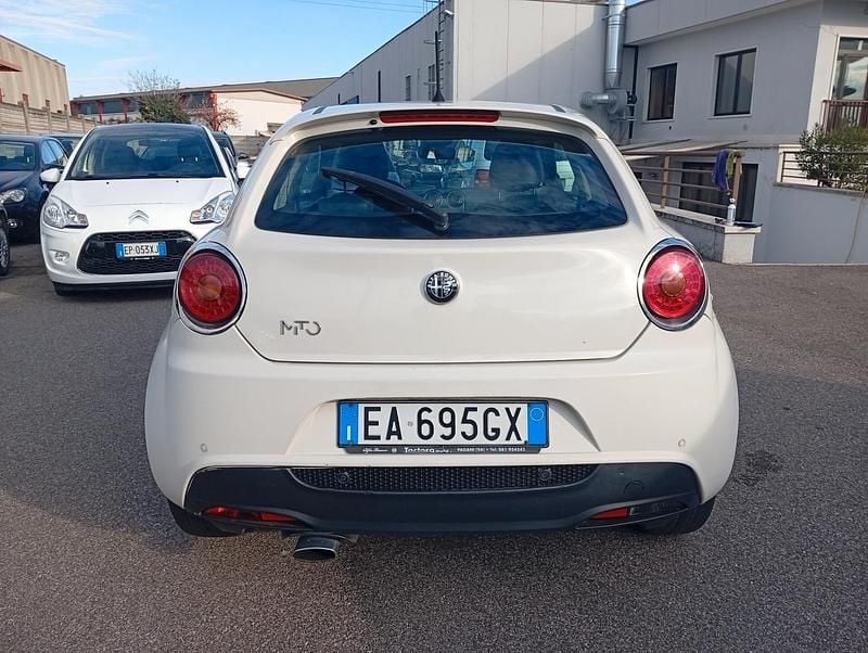 Occasion Alfa Romeo MiTo Distinctive 155 PK (114 kW) 2010 Wit Hatchback
