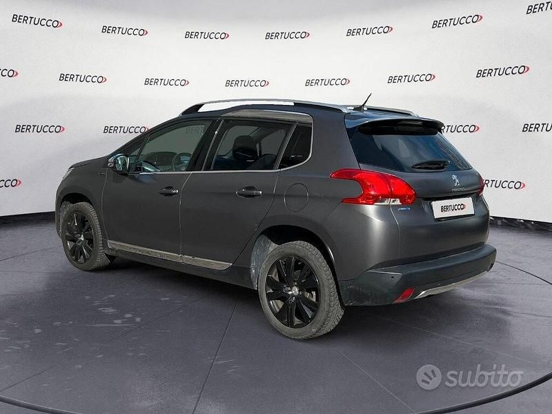Usata Peugeot 2008 99 CV (72 kW) 2016 Grigio SUV