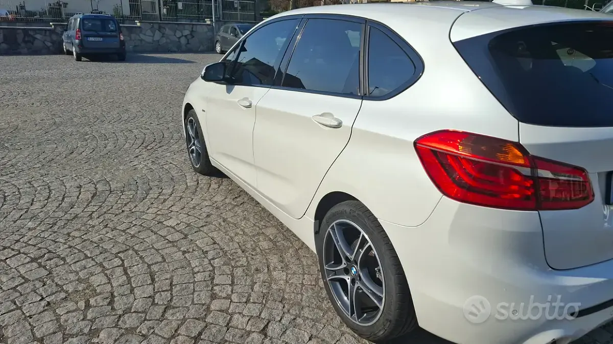 Usata BMW 218 M Sport 150 CV (110 kW) 2018 Bianco Monovolume
