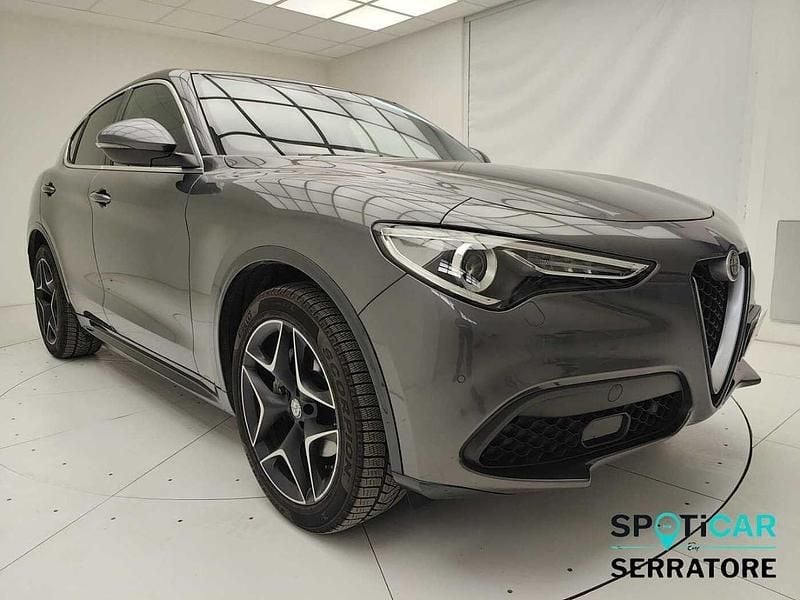 Usata Alfa Romeo Stelvio Ti 209 CV (153 kW) 2021 Grigio SUV