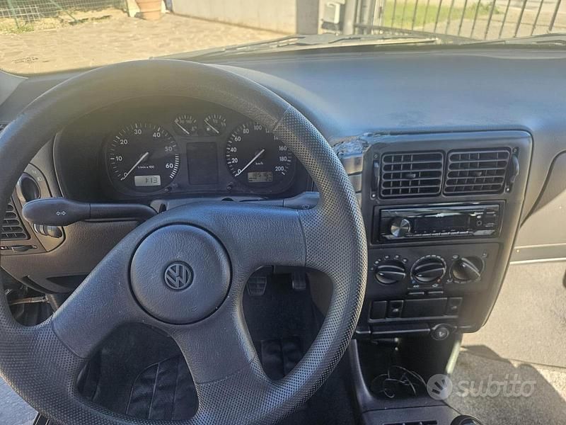 Usata VW Polo 75 CV (55 kW) 1995 Nero Berlina