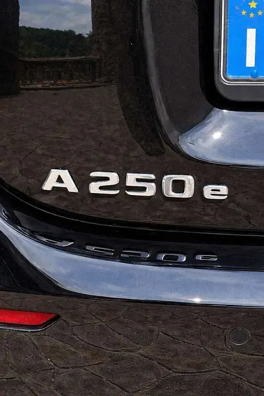 Usata Mercedes A250 AMG Line Premium Plus 224 CV (164 kW) 2023 Berlina