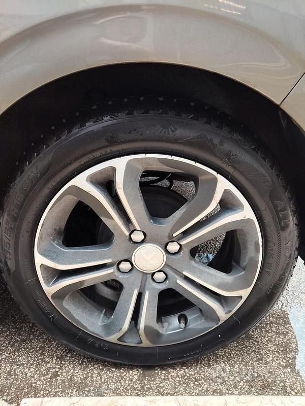 Usata Peugeot 208 2014 Grigio Utilitaria