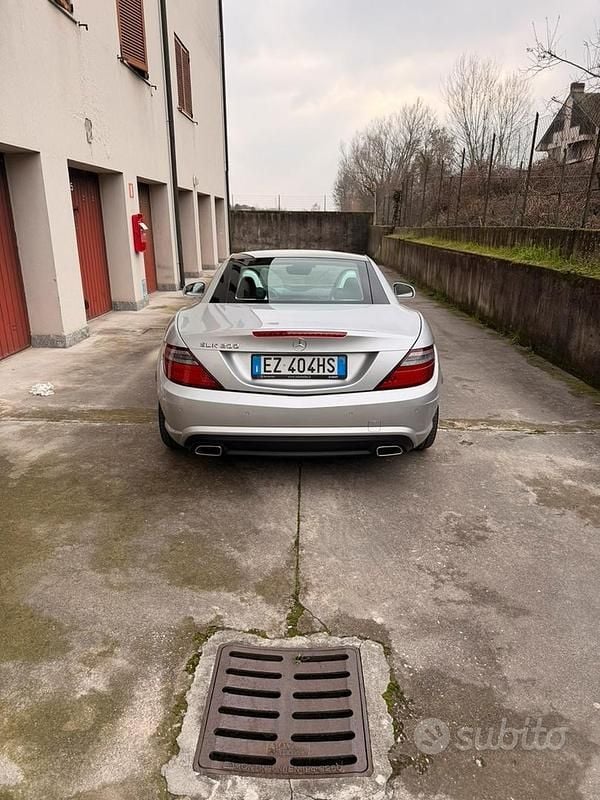Usata Mercedes SLK200 Premium 2015 Grigio Cabrio