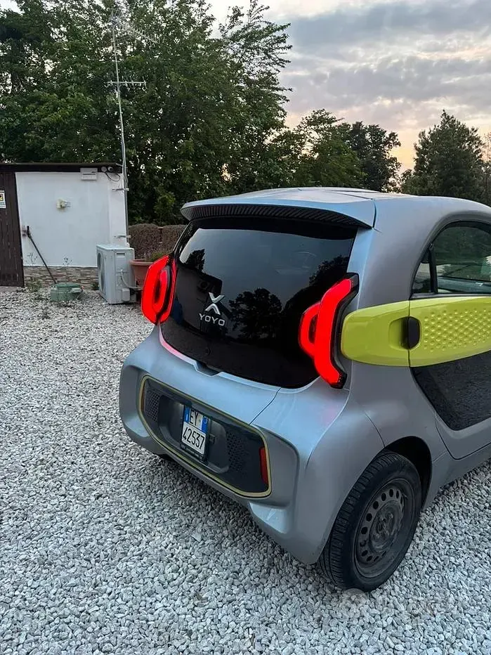Usata XEV Yoyo 7 kW (10 CV) 2022 Grigio Utilitaria