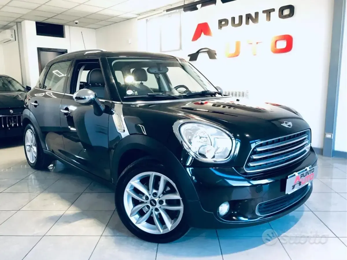 Usata Mini Cooper D Countryman 90 CV (66 kW) 2013 Nero SUV