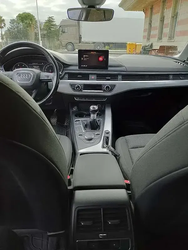 Usado Audi A4 Advanced Plus 150 CV (110 kW) 2015 Familiar