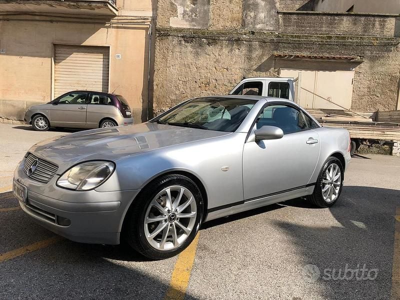 Usata Mercedes SLK230 193 CV (141 kW) 1999 Cabrio