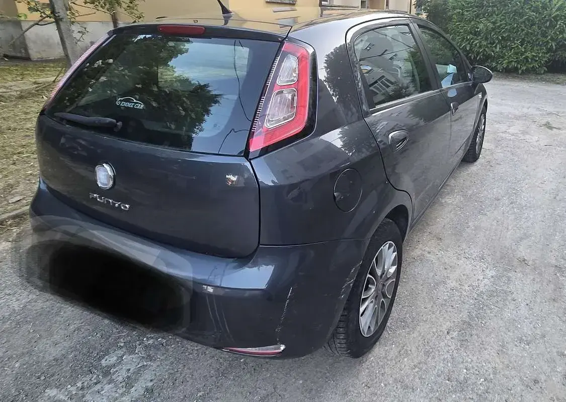 Usata Fiat Grande Punto S 77 CV (56 kW) 2012 Utilitaria