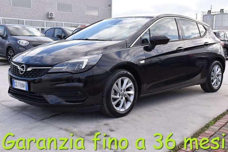 Usata Opel Astra Business Elegance 122 CV (89 kW) 2021 Nero Berlina