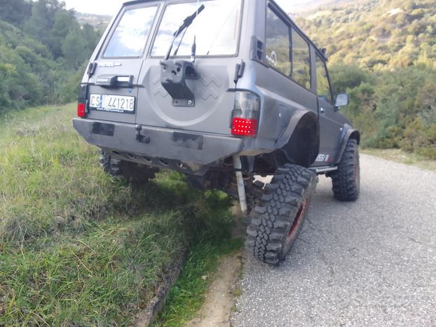 Venduto Nissan Patrol Y60 Auto Usate In Vendita