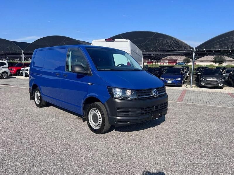 Usata VW T6 150 CV (110 kW) 2018 Blu Furgone