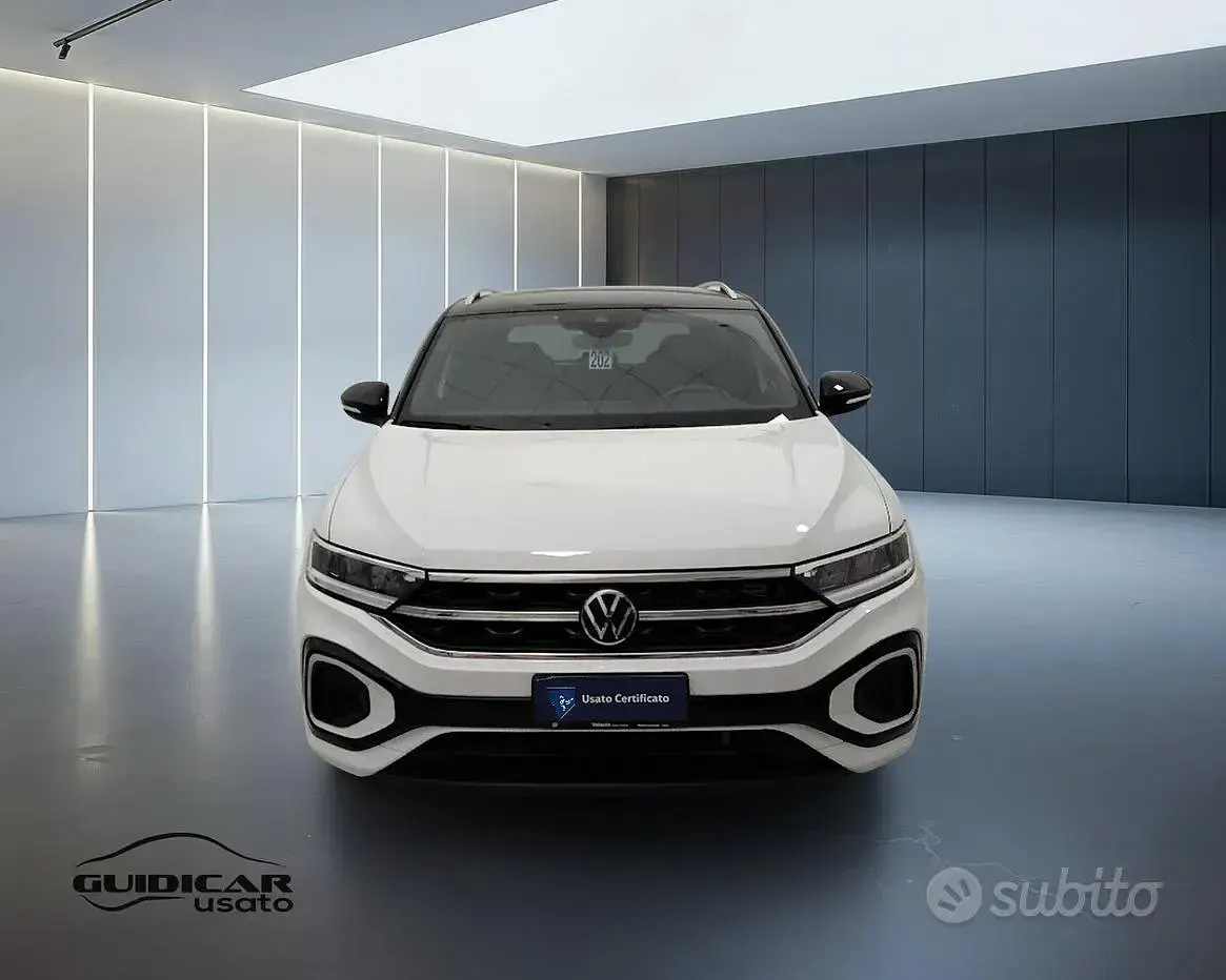 Usata VW T-Roc R-line 150 CV (110 kW) 2023 Bianco SUV