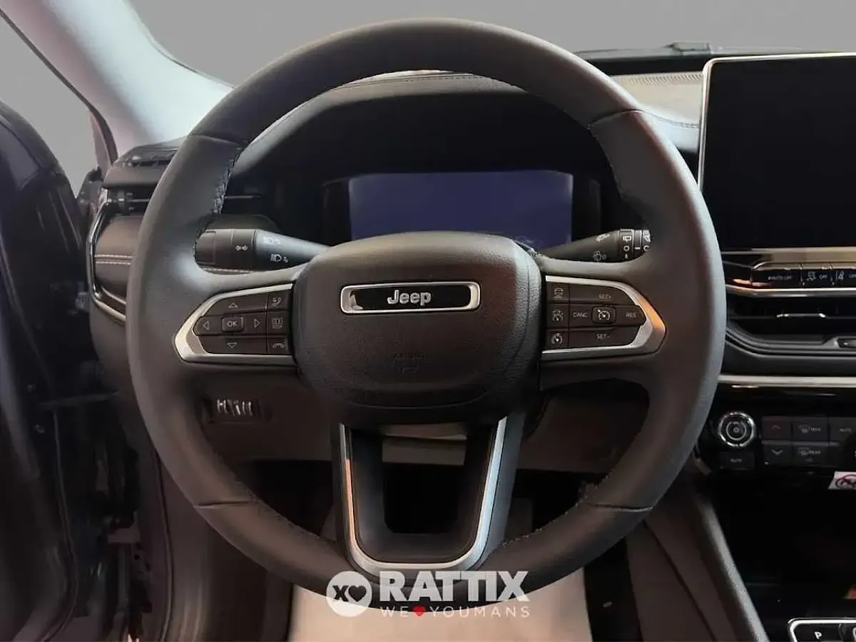 Usata Jeep Compass Summit 131 CV (96 kW) 2025 Graphite grey SUV